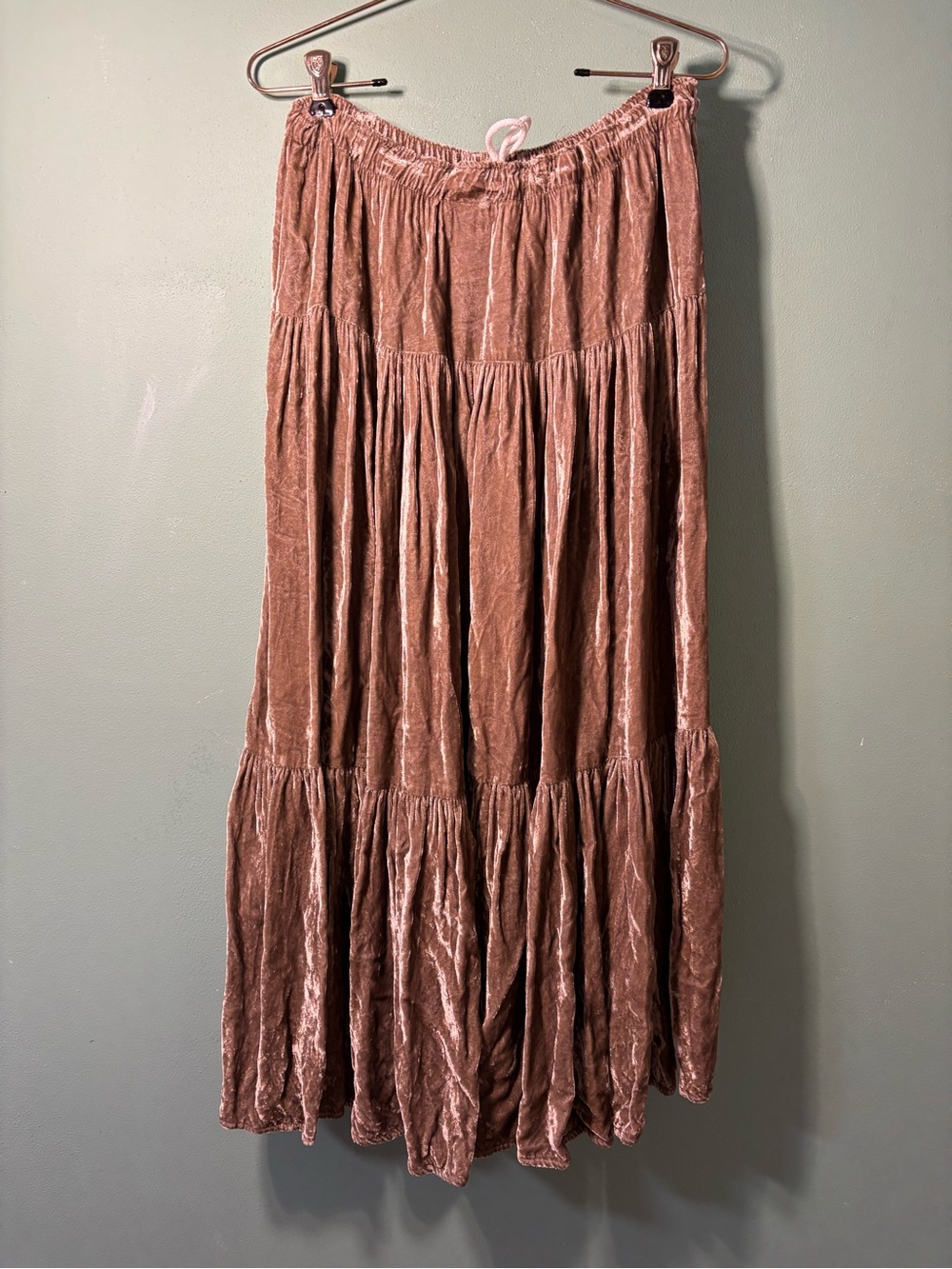 Vintage 1990’s Women's Olive Green Velvet Tiered Maxi Skirt